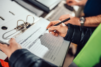 Webinar: OSHA Reporting and Recordkeeping Requirements OSHA Reporting & Recordkeeping