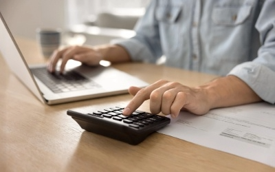 Employer calculating medial loss ratio