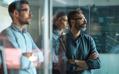 Middle managers using effective communication